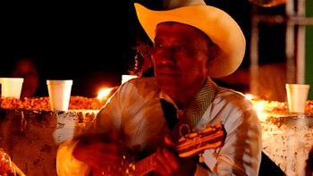 Con motivo del Día de