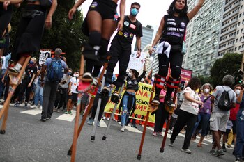 Bajo el lema "Fuera Bolsonaro",