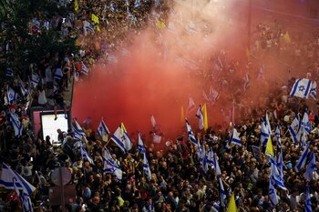 Miles de israelíes exigieron el