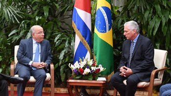 Lula invita a Cuba a