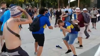 Uno de los fanáticos fue