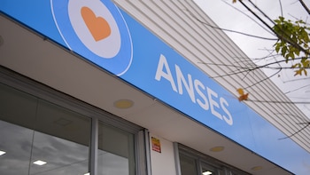 ANSES: quiénes cobran hoy jueves 14 de mayo de 2026
