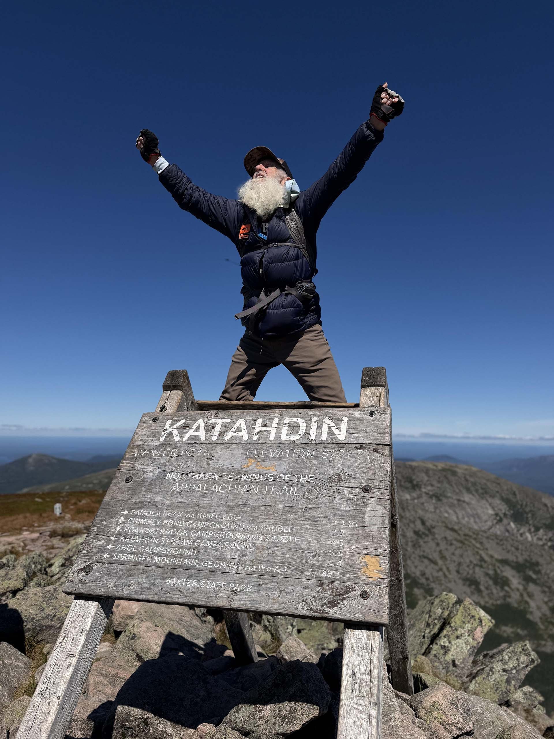 La llegada a Maine selló el regreso de Dale Sanders a la cima de una marca histórica. (AP Photo/Robert F. Bukaty)