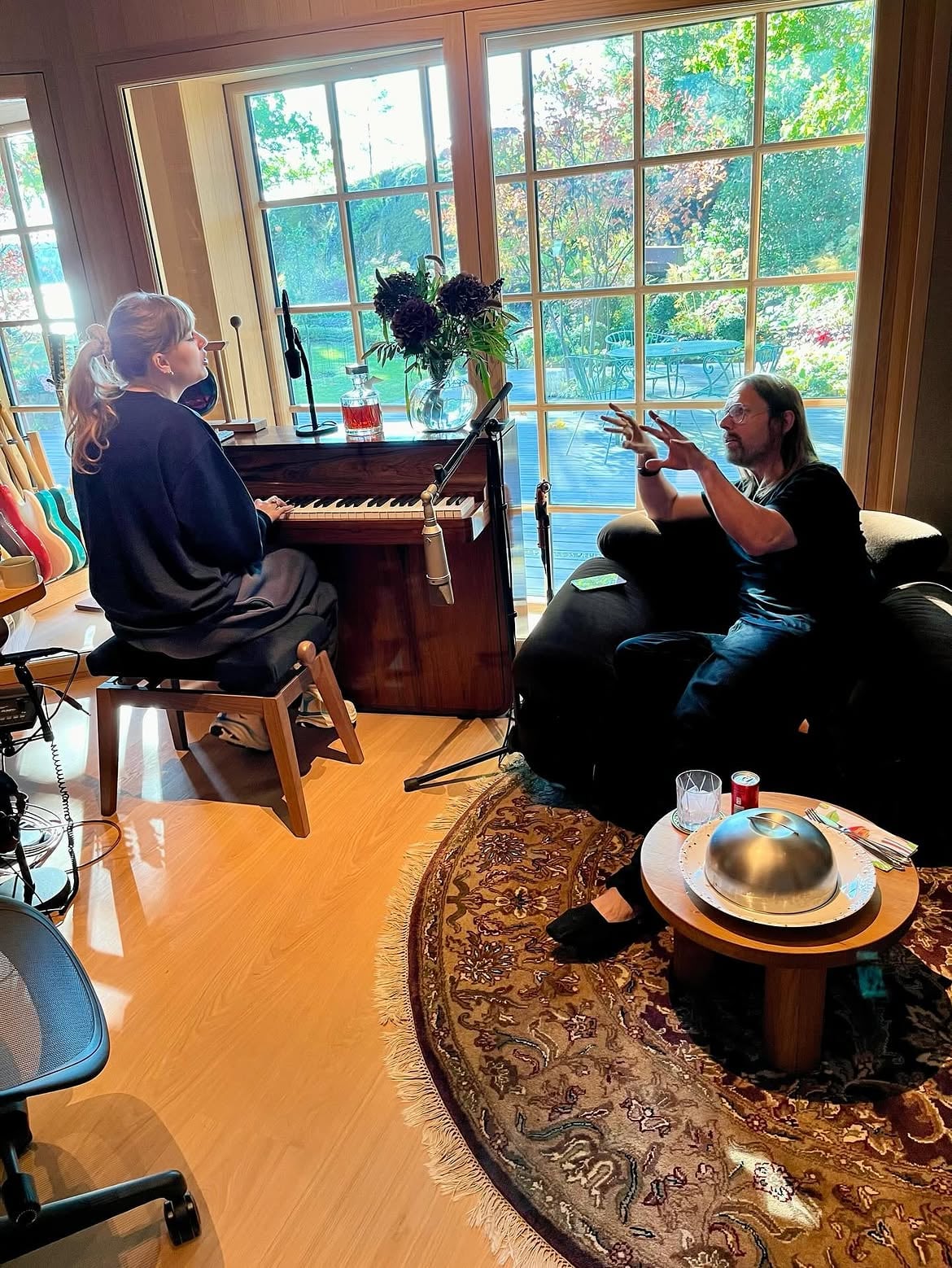 El productor Karl Johan Schuster, conocido como Shellback, integró la banda de metal Blinded Colony antes de unirse al equipo de Max Martin - (Instagram: @/taylorswift