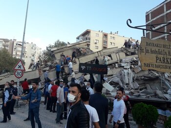 30/10/2020 Edificio destruido por un terremoto en Esmirna, Turquía
POLITICA EUROPA INTERNACIONAL TURQUÍA
MEHMET OZDOGRU / ZUMA PRESS / CONTACTOPHOTO