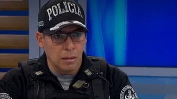 Comandante PNP Juan Chennett, jefe