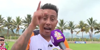 Entre apoyo y críticas, Cueva