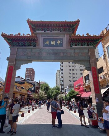 Con ojos de turistas disfrutan