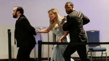 Periodistas invitados a la cena de corresponsales de la Casa Blanca describieron el terror con los disparos