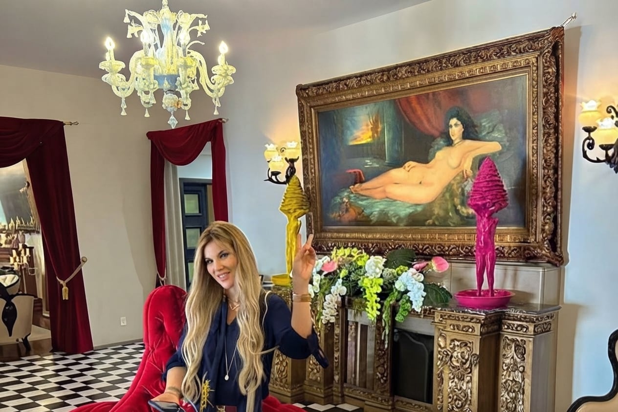 Flaminia Villagrán, abrió una clínica en México en lo que fue la Mansión de Irma Serrano, la famosa actriz mexicana, conocida como