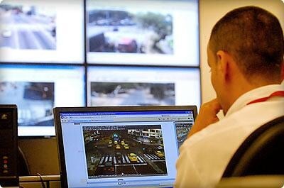 Los conductores que pagaron fotomultas ilegales pueden solicitar la devolución del dinero mediante ventanillas digitales habilitadas por las Secretarías de Movilidad - crédito Colprensa