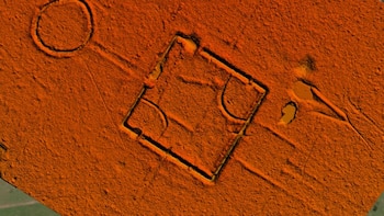 Arqueólogos descubren cientos de glifos antiguos en la Amazonía
