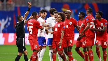 Copa América 2024 - Panamá Estados Unidos - expulsión de Carrasquilla en Panamá