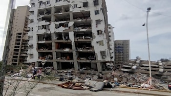 Aumentan a más de 2.600 los muertos por los terremotos en Venezuela