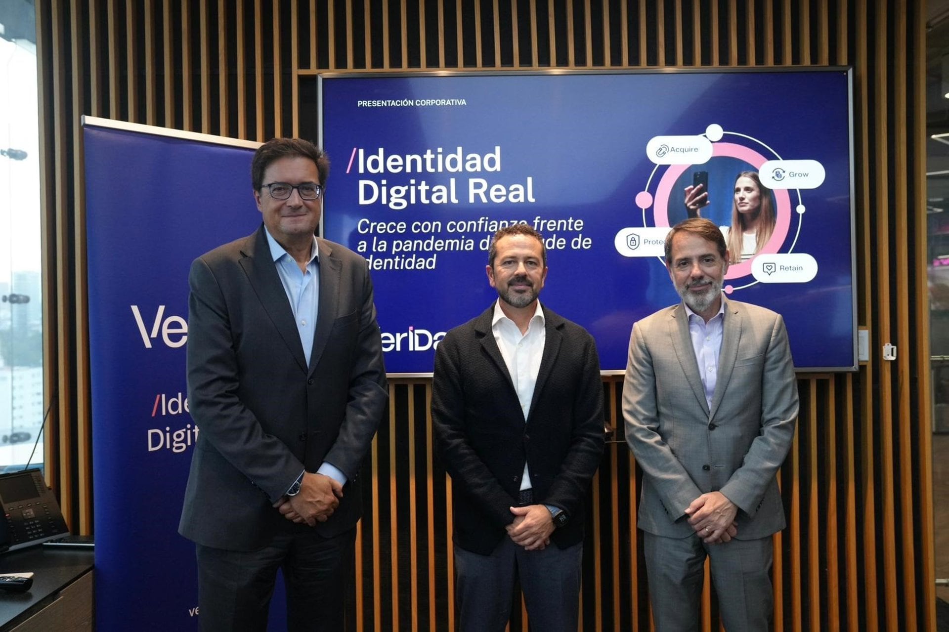 04/09/2026 El ministro para la Transformación Digital y de la Función Pública, Óscar López, ha firmado con el director de la Agencia de Transformación Digital y Telecomunicaciones de México, José Antonio Peña Merino
ECONOMIA
M. TRANSFORMACION DIGITAL Y FUNCION PUBLICA