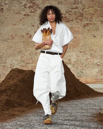 Un bolso rígido inspirado en