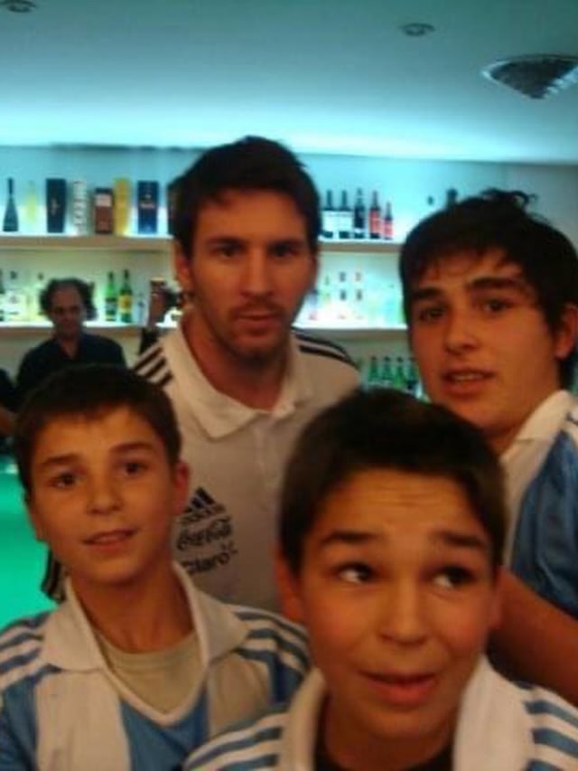 Las fotos que compartió Julián Álvarez con Messi tras su despedida