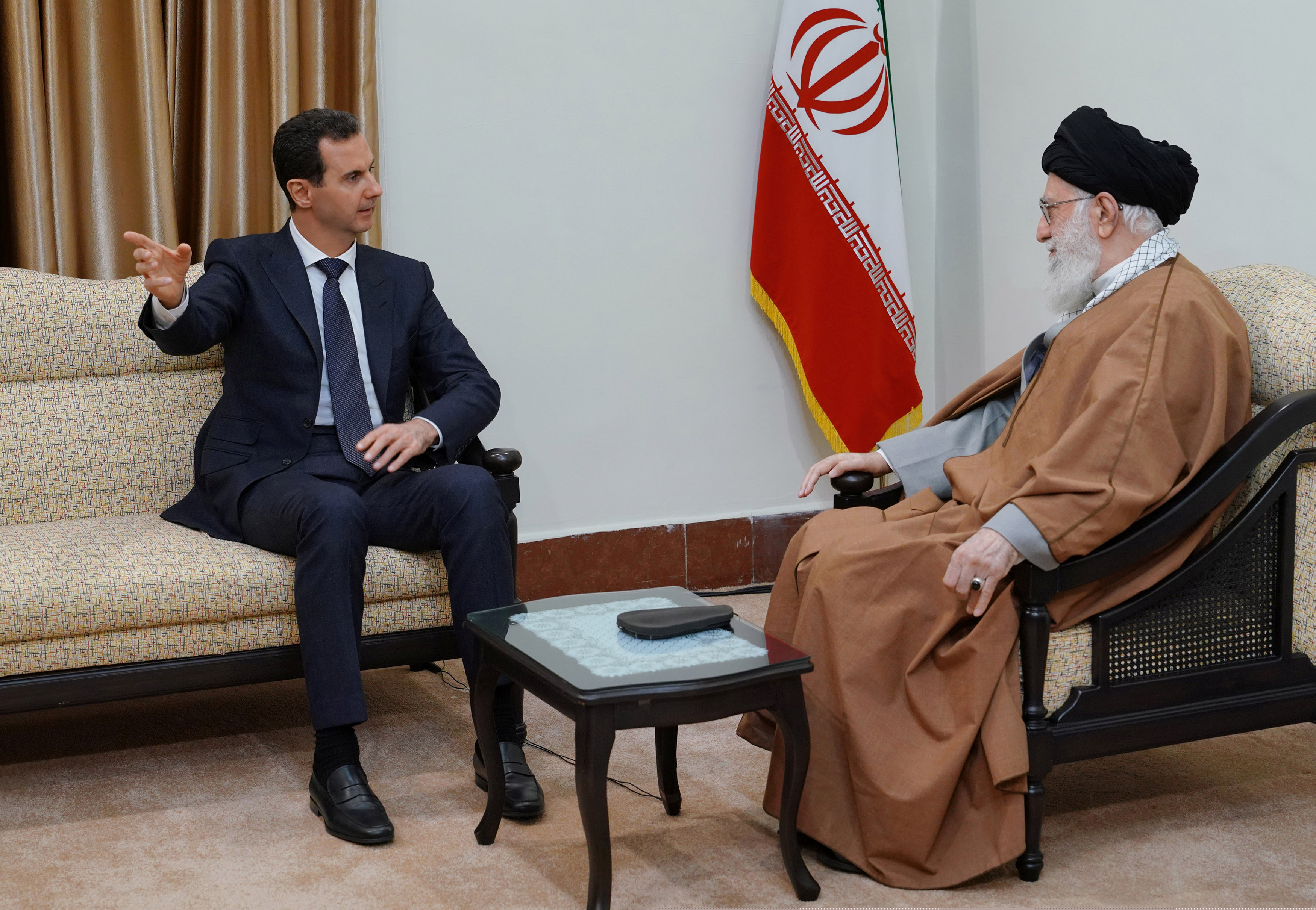 Israel advirtió que no permitirá “el establecimiento de una base de operaciones de avanzada iraní en Siria” (SANA/Handout via REUTERS)