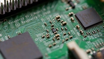 EEUU estudia exigir licencias de