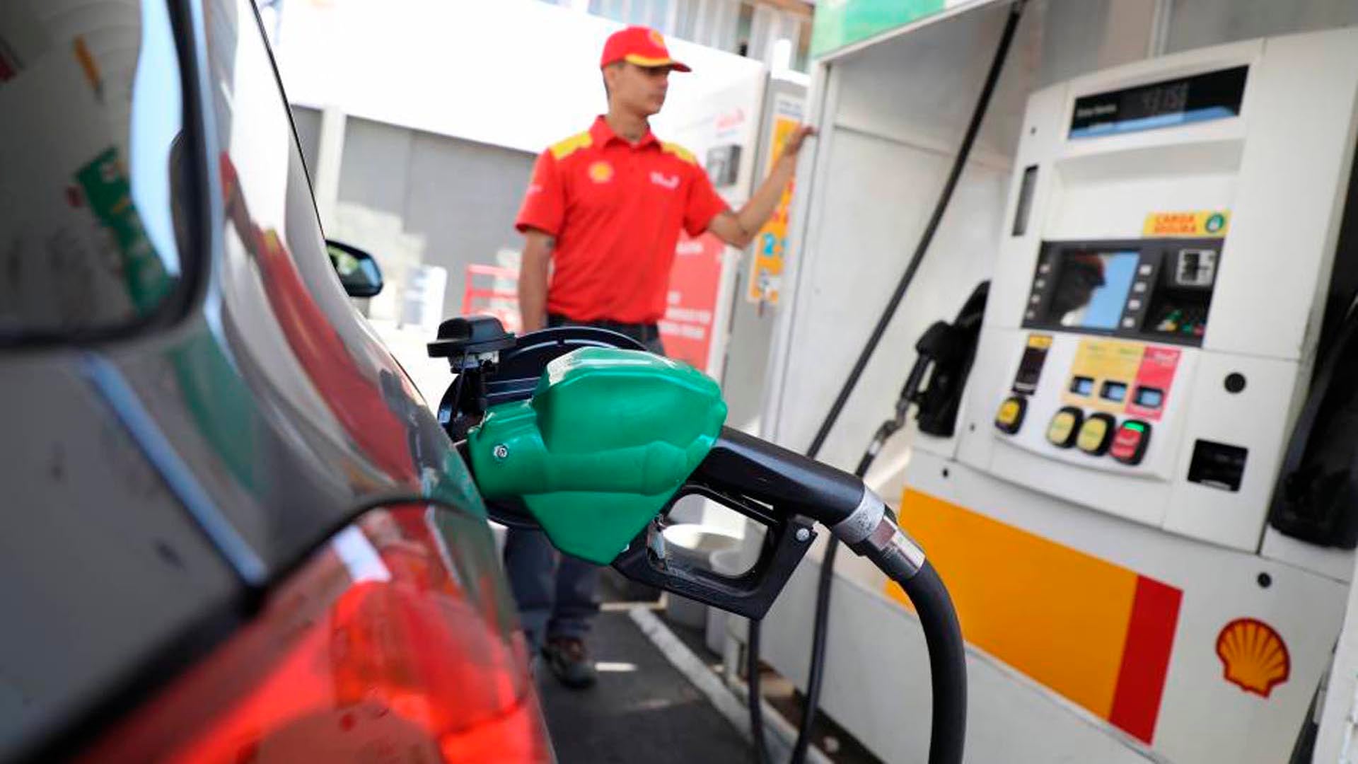 La Empresa Nacional del Petróleo (Enap) entregará este miércoles el nuevo informe que determinará el incremento real.