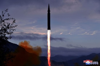 El mísil recientemente desarrollado Hwasong-8