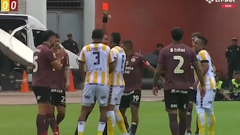 Se filtró lo que le dijo Christian Cueva al árbitro para expulsarlo en Universitario vs Juan Pablo II: “No le insultó”
