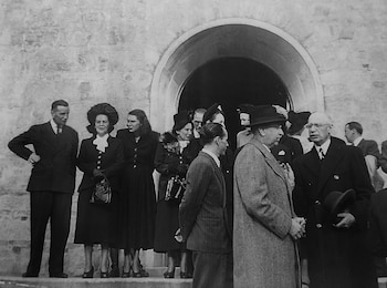 Bogotanos en la entrada del