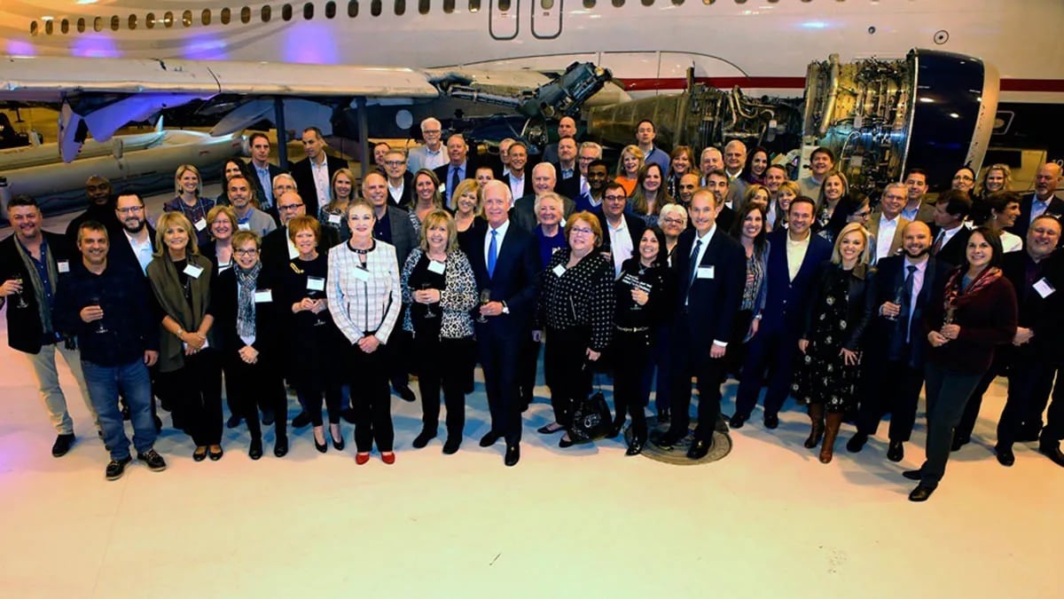 Diez años después del milagro del Hudson, en 2019, la tripulación del vuelo 1549 y la mayoría de los pasajeros se reencontraron en el Carolinas Aviation Museum, donde permanece el Airbus A320 que protagonizó el histórico amerizaje