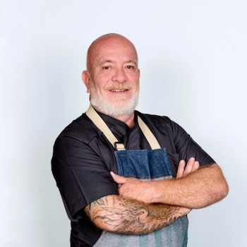 Detrás del menú está el chef mexicano Gerardo Vázquez Lugo, figura con más de 25 años de trayectoria, reconocido con estrella Michelin y con presencia en el listado Latin America’s 50 Best Restaurants