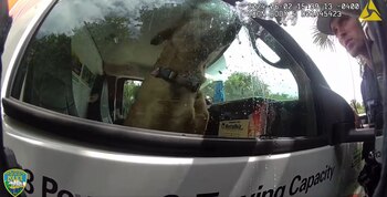 La policía trató de hidratar