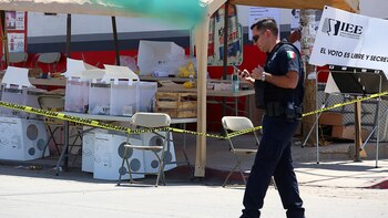 Bombas de humo, cabezas humanas,