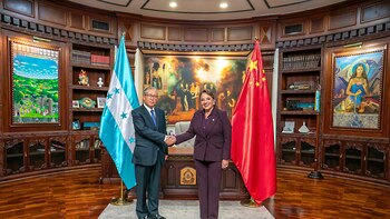 La presidenta de Honduras habla