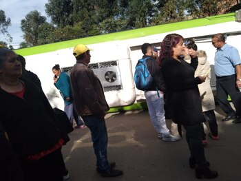 Al menos 16 niños heridos