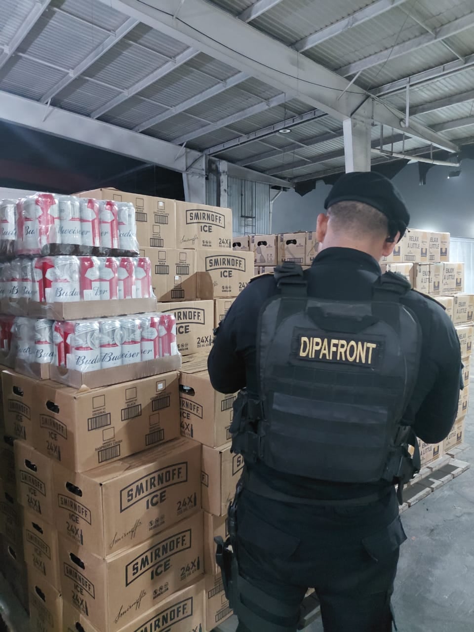 La captura se realizó en la aldea Entre Ríos durante operativos de control contra el contrabando fronterizo. (Foto: Policía Nacional Civil de Guatemala)