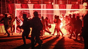 Universitario de Deportes intentó dar vuelta olímpica tras apagón de Matute.