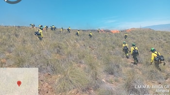 El Infoca extingue el incendio de Almería, donde se desplazaron seis medios aéreos