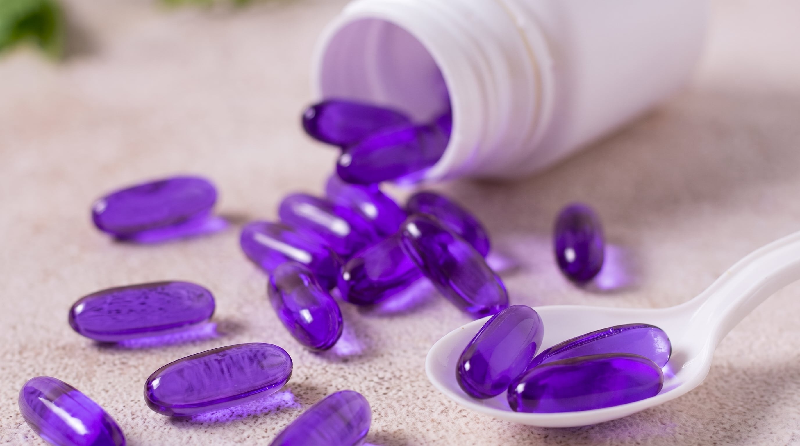Creatina, biotina y omega 3 figuran entre las sustancias que pueden distorsionar los valores de una extracción, según explicó una farmacéutica en redes sociales. (Imagen Ilustrativa Infobae)