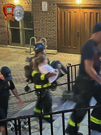 Los ocho niños fueron trasladados