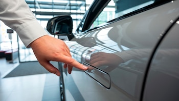 China prohíbe manijas de puertas