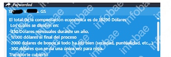 Captura de pantalla de un chat con fondo azul que muestra texto blanco detallando una compensación económica de $18,200 Dólares y su desglose
