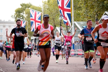 Maratón Londres. (AP Foto/David Cliff, Archivo)