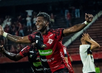 El partido entre Internacional de Bogotá y Cúcuta Deportivo terminó 1-1, con gol de penal de Cristian Dájome, empate de Carlos Rentería y expulsión final de Miguel Pernía-crédito @Cucutaoficial/X