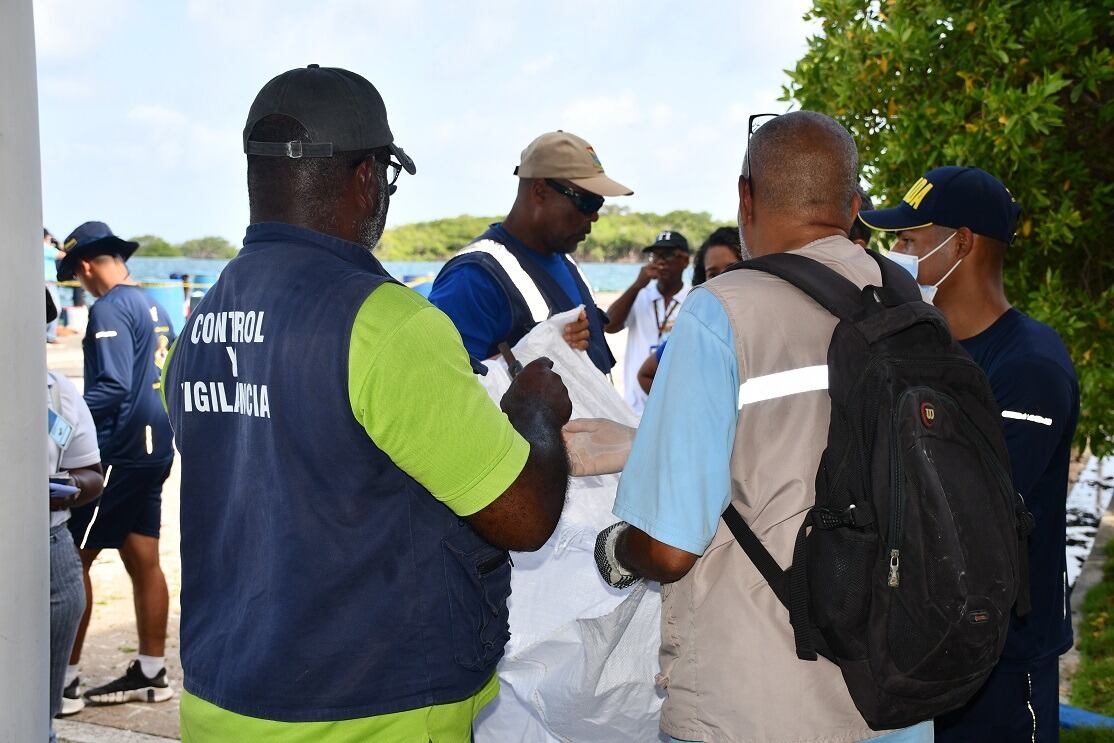 Pesca ilegal - San Andrés - Armada de Colombia- Cayo Quitasueño