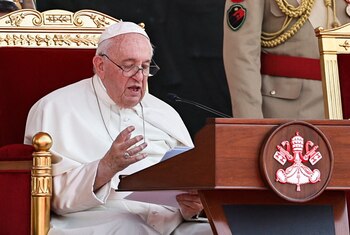 El papa Francisco pronuncia un