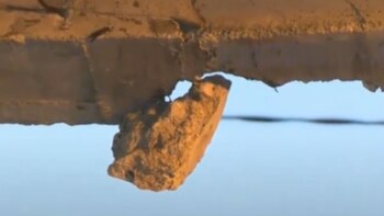 El impacto del vehículo también