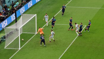 El gol del 3-0 traía calma tras las sufridas victorias previas sobre Australia y Países Bajos