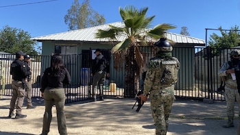 Marina decomisa 27 mil litros de hidrocarburo en Tecate y captura a dos presuntos narcotraficantes en Rosarito