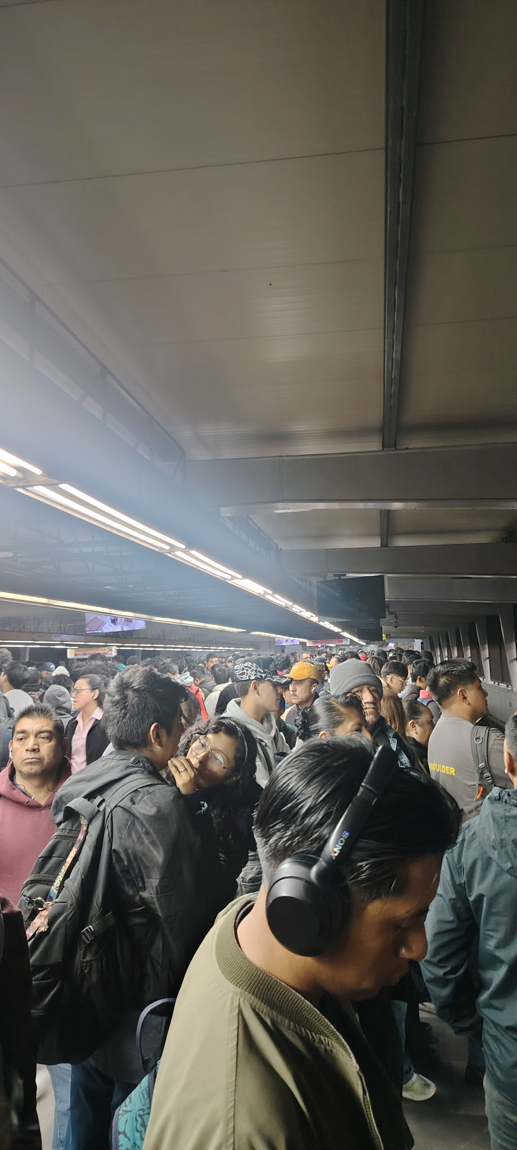 Avance en tiempo real de las diversas líneas de la red de transporte público capitalino. (Redes sociales)