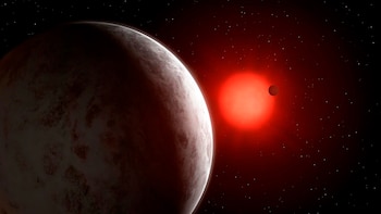 Recreación del sistema planetario en