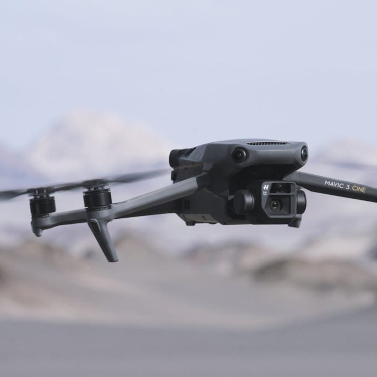 Así son los drones Mavic 3 Cine y Mavic 3 de DJI, más desarrollo en batería y cámaras - Infobae